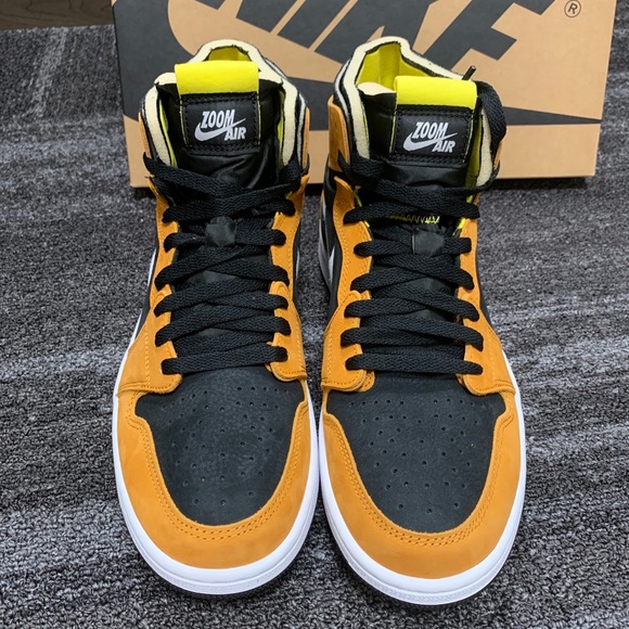 Air Jordan 1 Zoom Air CMFT - Picture 3 of 5